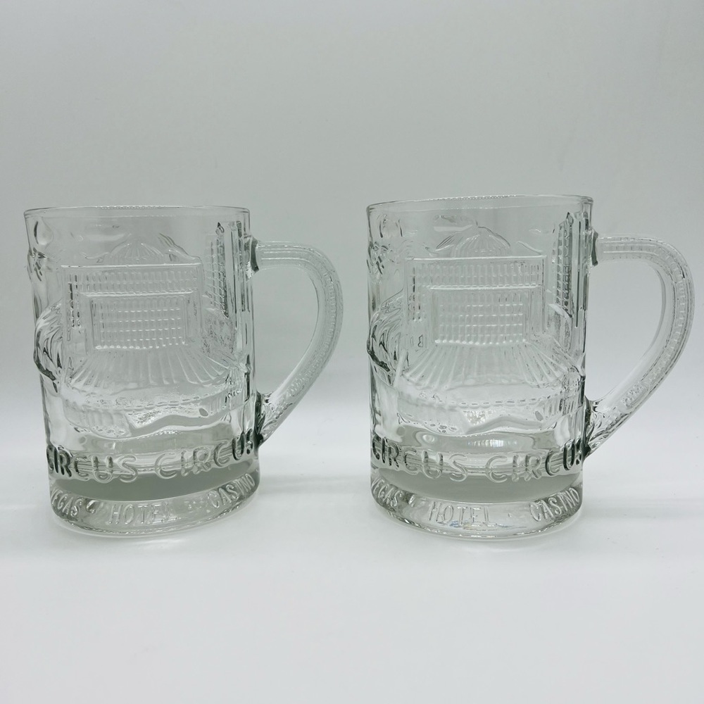 SET OF 2 CIRCUS CIRCUS LAS VEGAS HOTEL CASINO THEME PARK OVERSIZED GLASS MUGS